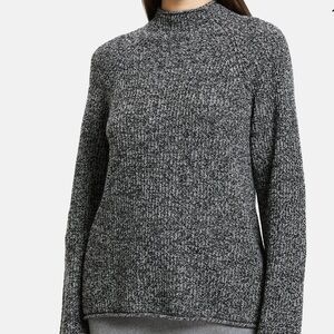 Theory Oversized 100% Cashmere Turtleneck Size S